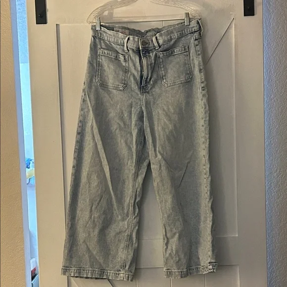 GAP High Rise Stride Ankle Jeans - Light Blue - Picture 2 of 5